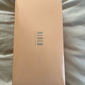 Black Bloch tap shoes